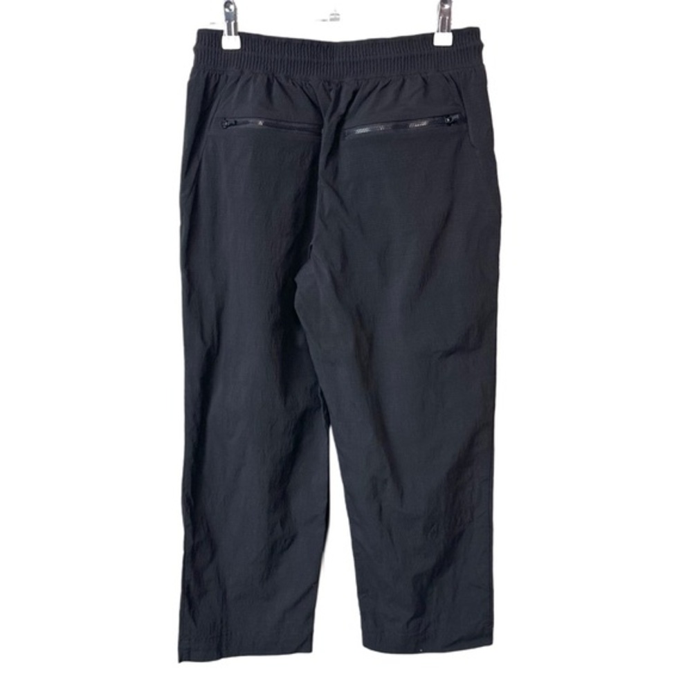 Athleta Trekkie Straight Crop Hiking Travel Pants Black Women 8 - Picture 4 of 6